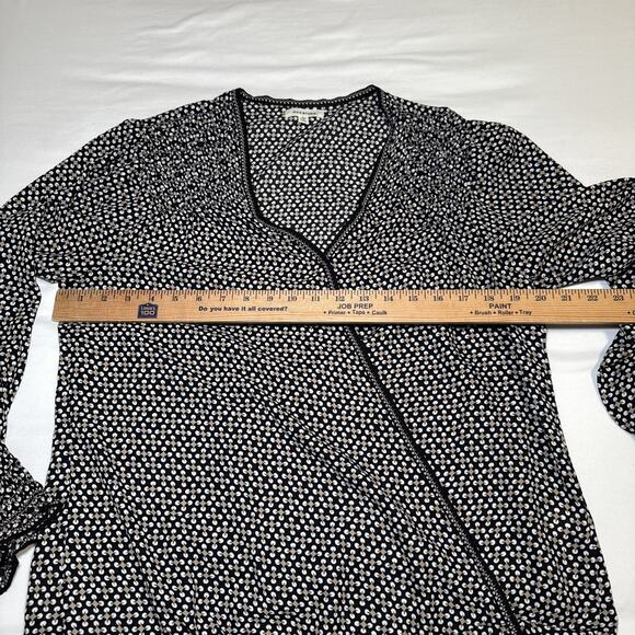 Max Studio Black Tan White Geo Print Elastic Cuff Pleated Blouse Tunic L Top EUC - Picture 4 of 16
